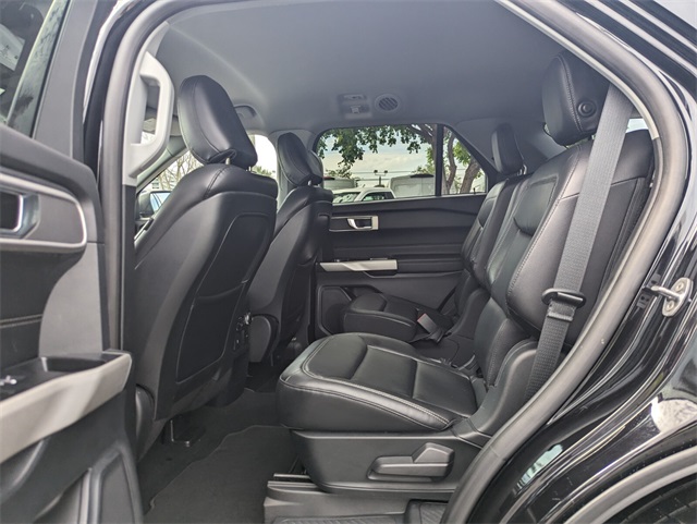 2020 Ford Explorer XLT photo 5