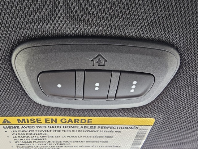 2026 Chrysler Pacifica photo 15