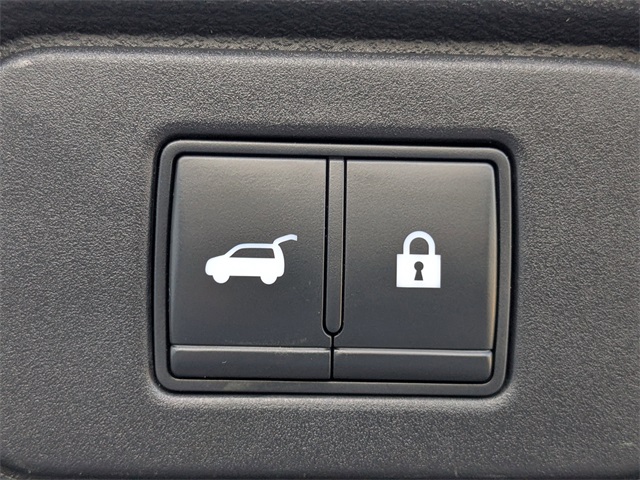 2022 Nissan Pathfinder SL photo 12