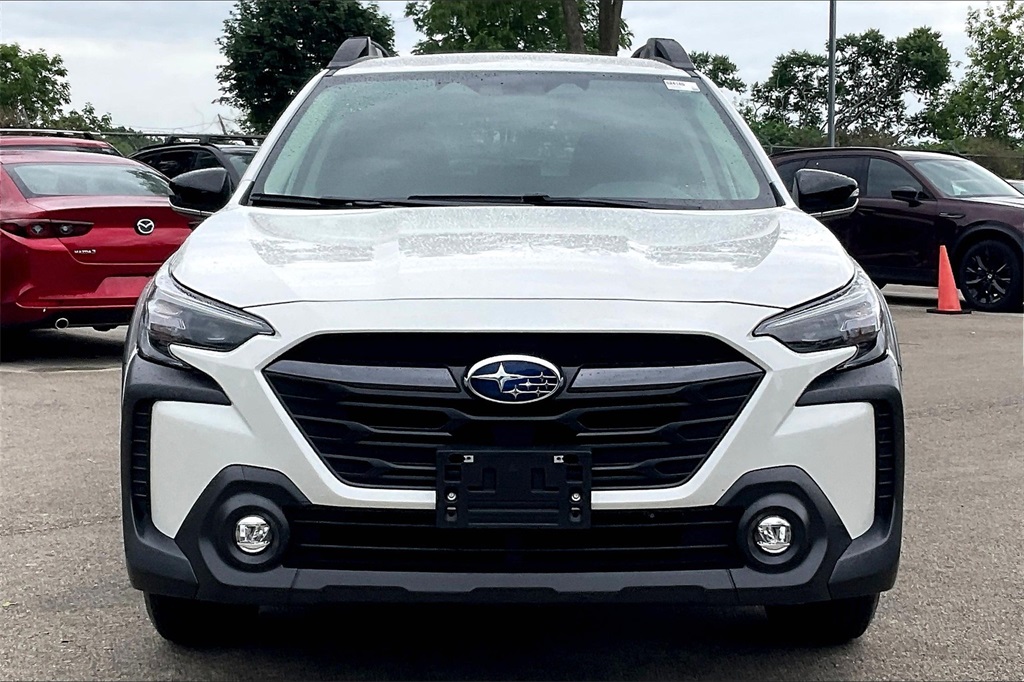 2025 Subaru Outback Premium photo 2