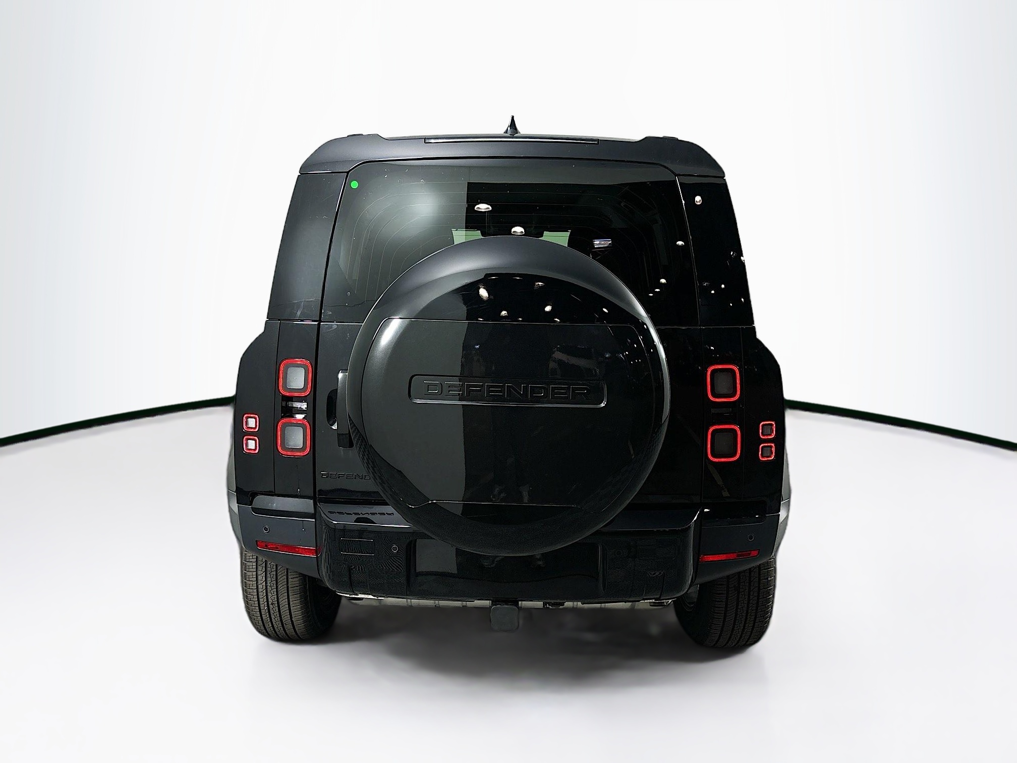 2026 Land Rover Defender 110 S photo 4