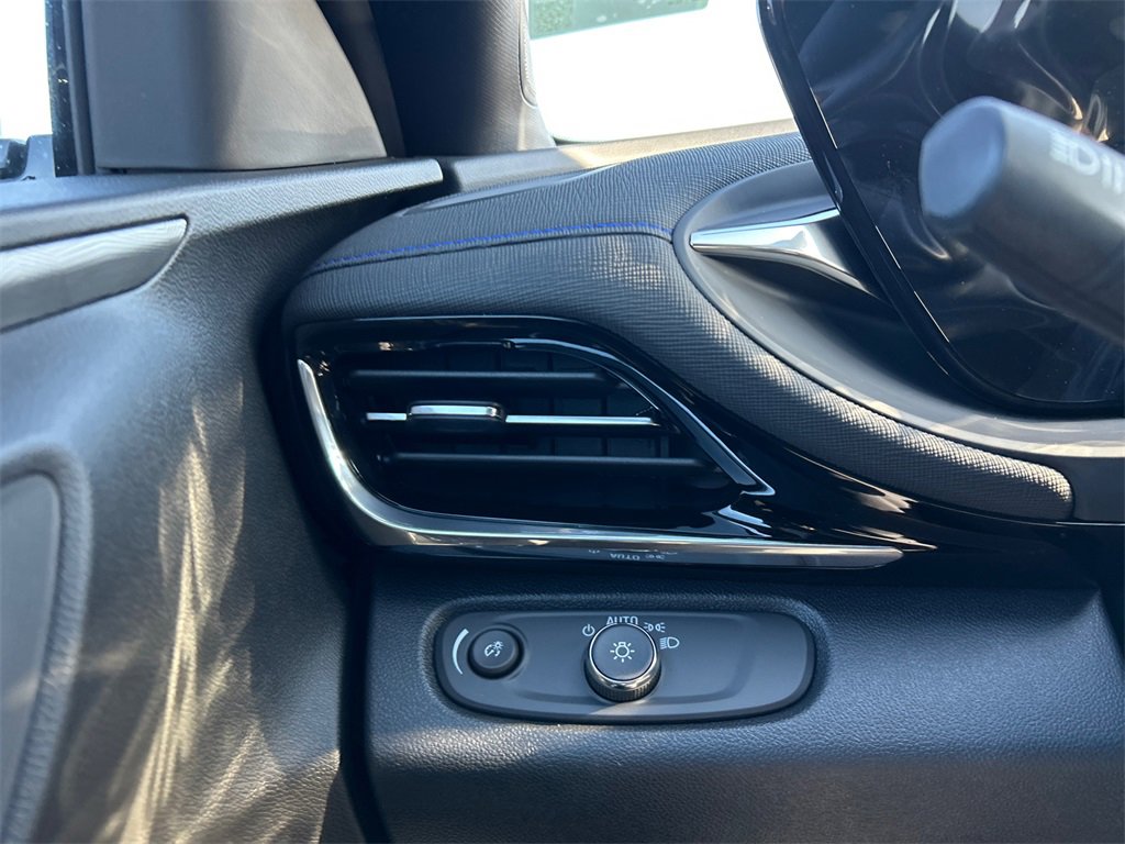 2026 BUICK ENVISTA - Image 17