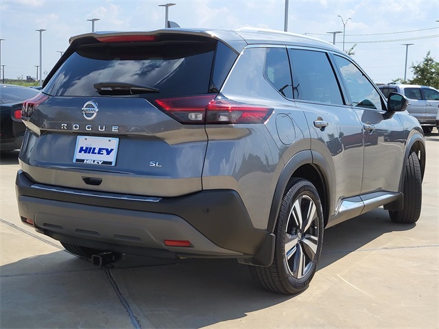 2021 Nissan Rogue SL photo 2