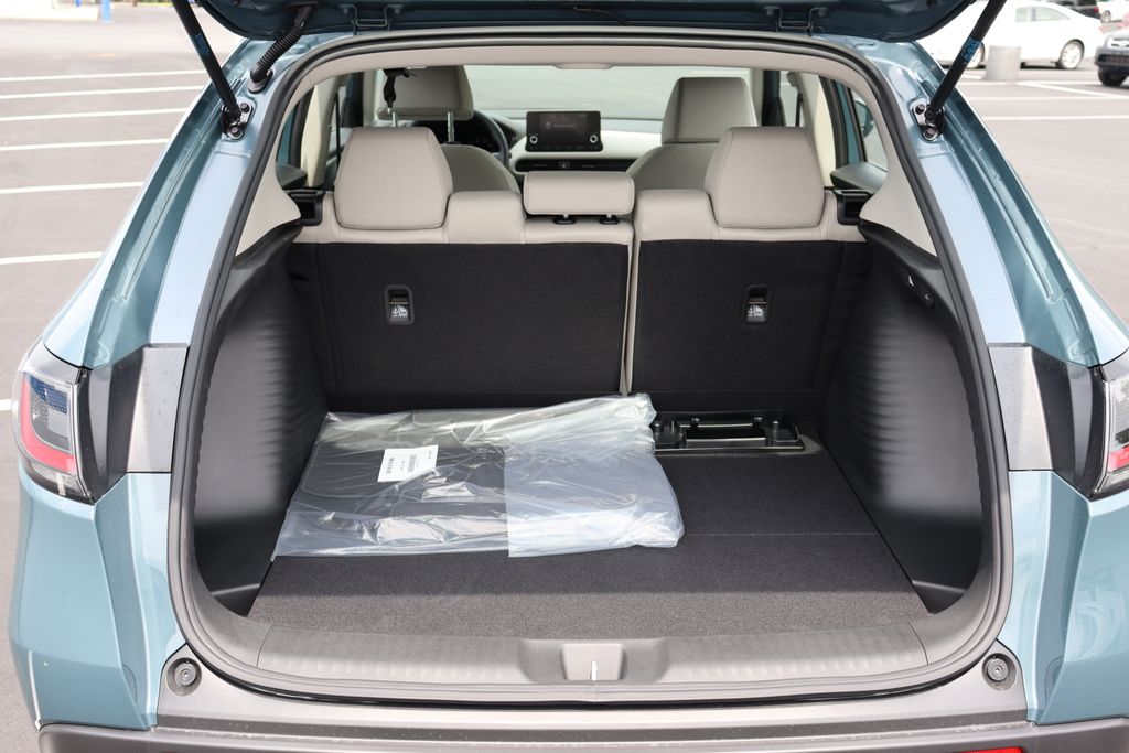 2025 Honda HR-V LX photo 13