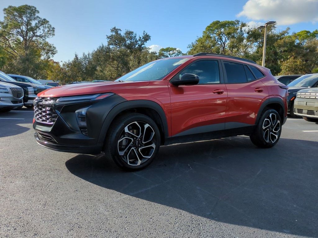 2024 Chevrolet Trax RS's photo