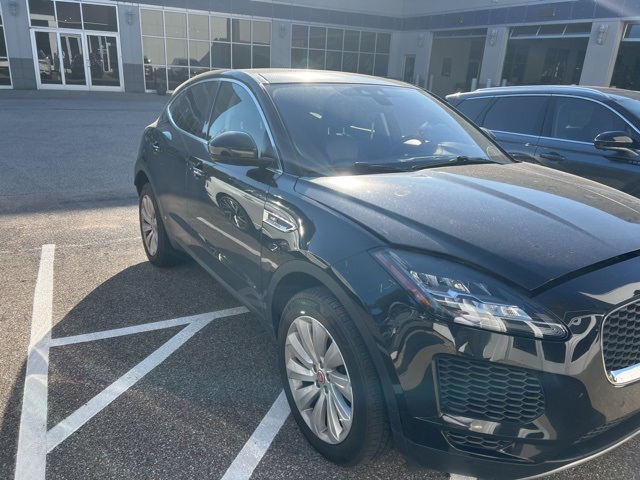 2018 Jaguar E-PACE SE photo 3