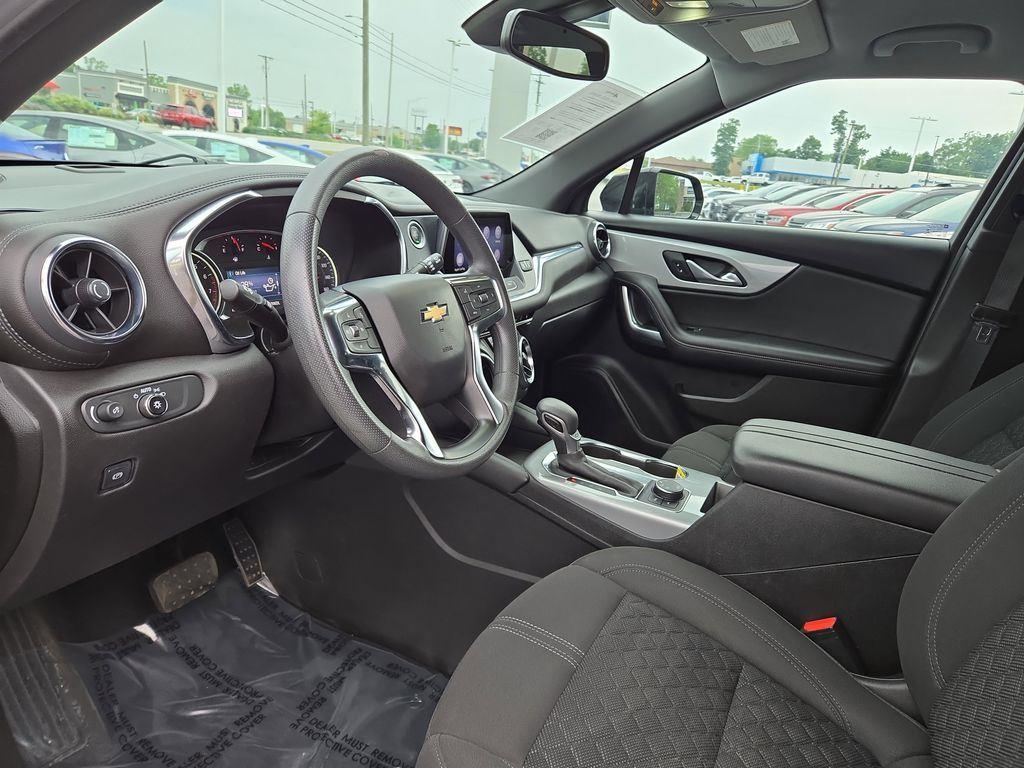 2022 Chevrolet Blazer 2LT photo 3