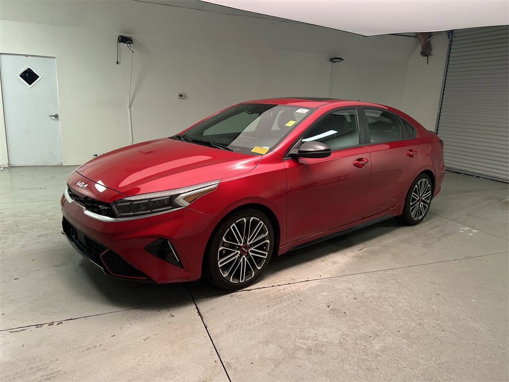 2023 Kia Forte GT photo 3