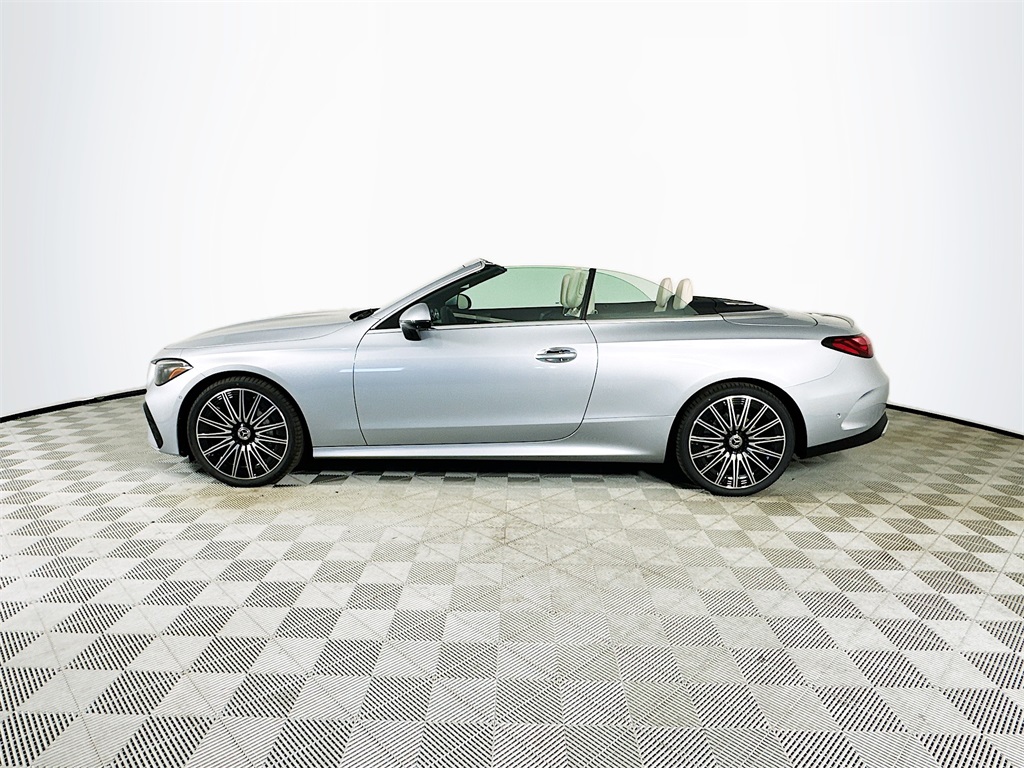 2026 Mercedes Benz CLE 300 4MATIC photo 4