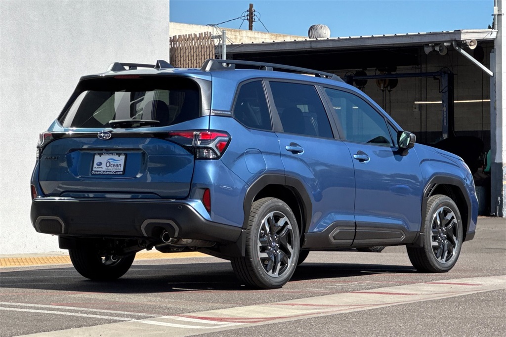 2025 Subaru Forester Limited photo 4