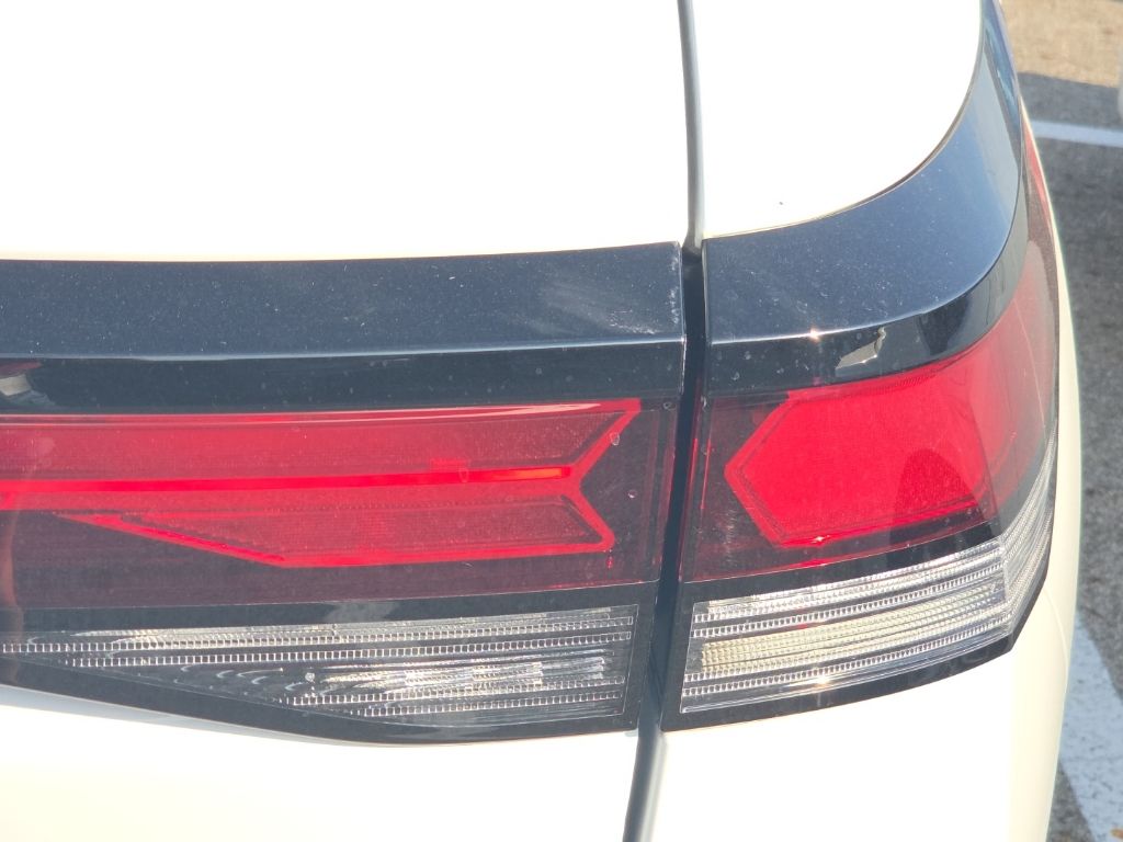 2025 Volkswagen Tiguan S photo 8