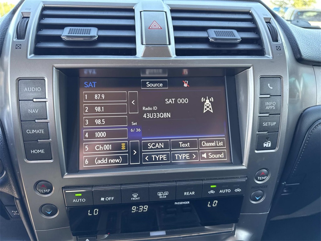 2019 Lexus GX 460 photo 18