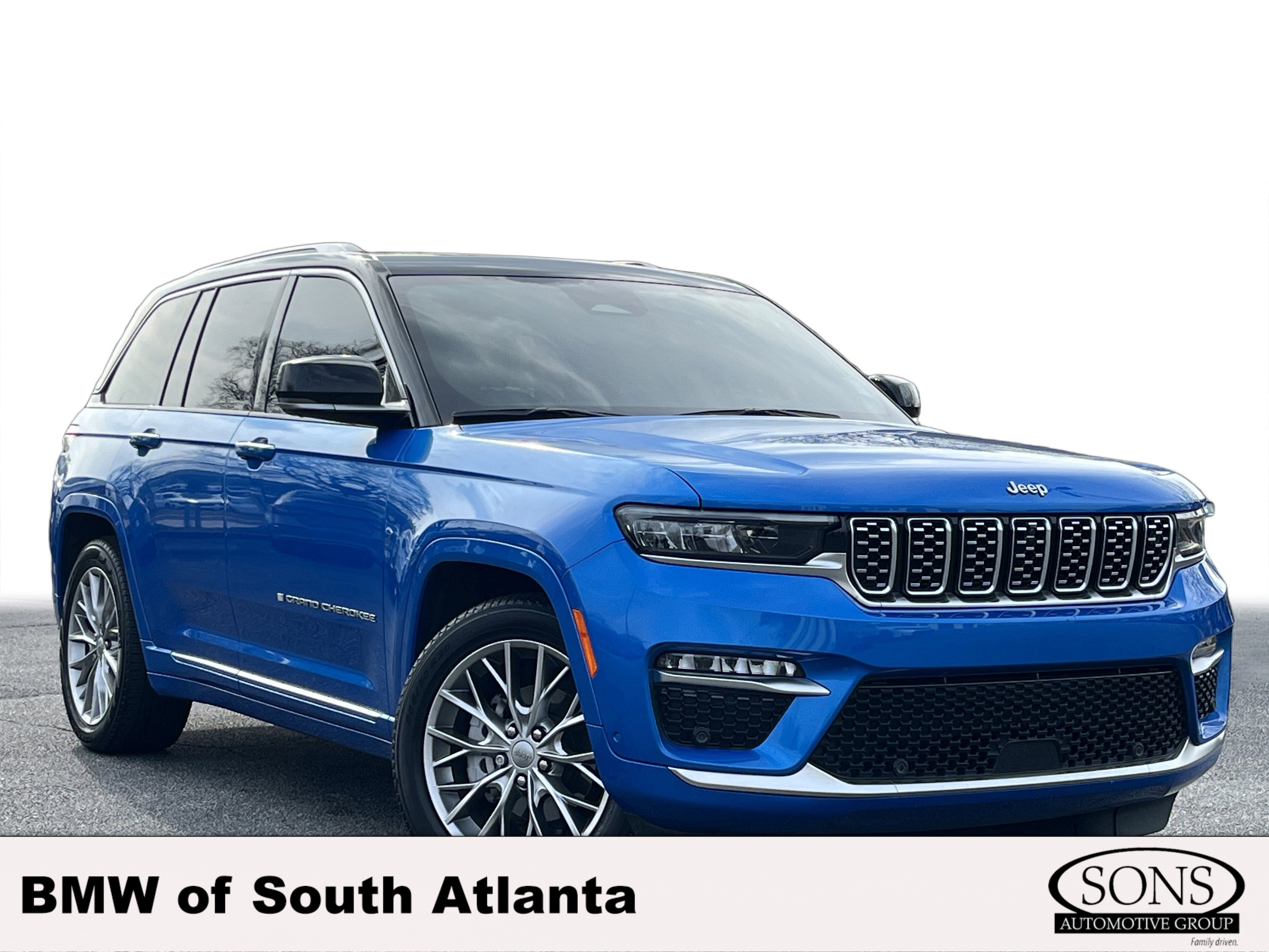 2023 Jeep Grand Cherokee Summit's photo