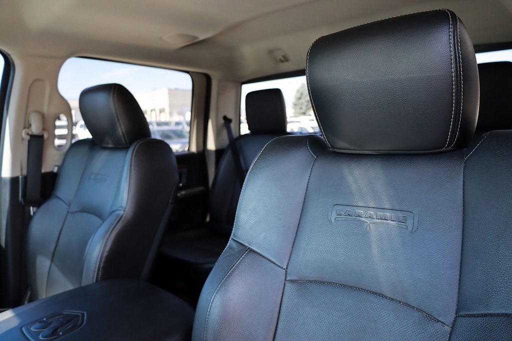 2014 Ram 3500 Laramie photo 16