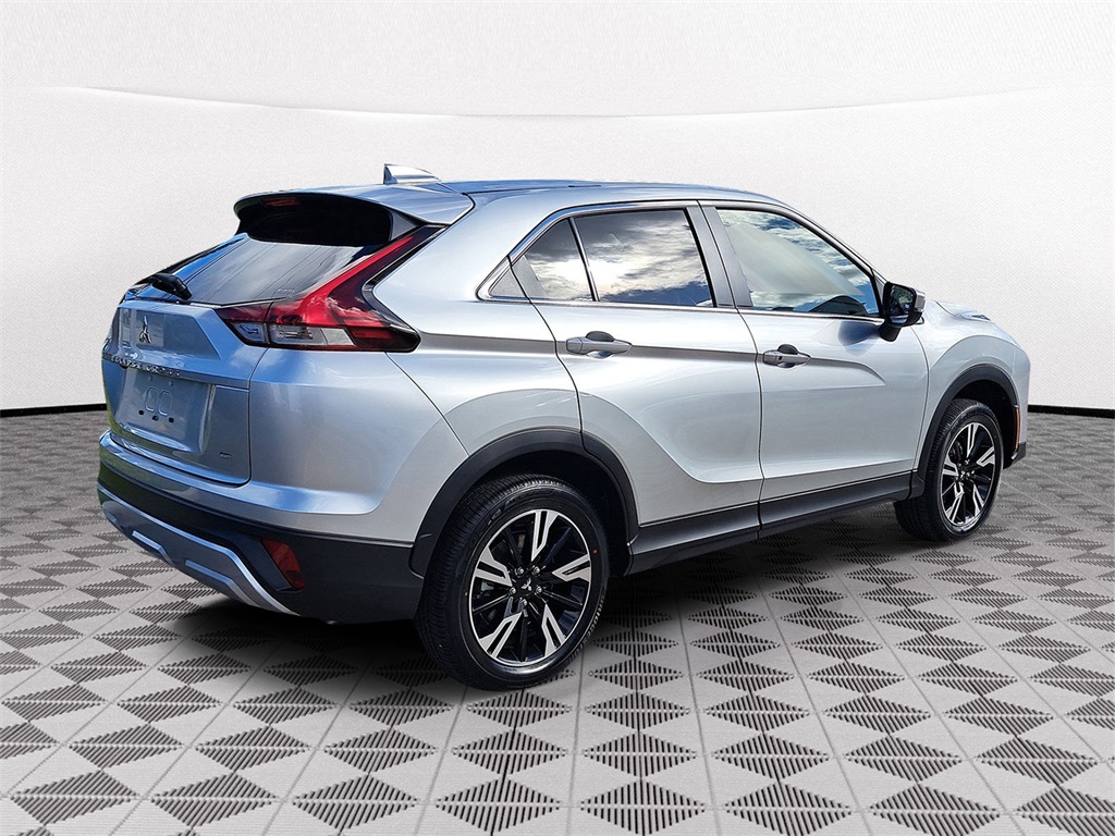 2026 Mitsubishi Eclipse Cross SEL photo 4