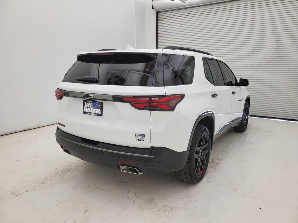 2022 Chevrolet Traverse Premier photo 17