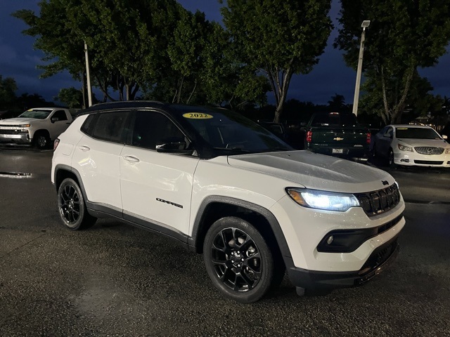 2022 Jeep Compass North Edition Latitude photo 3