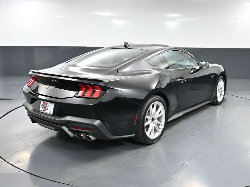 2024 Ford Mustang GT Premium photo 4