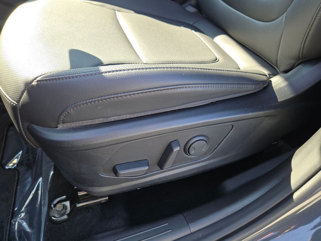 2025 Hyundai Tucson SEL Convenience photo 19