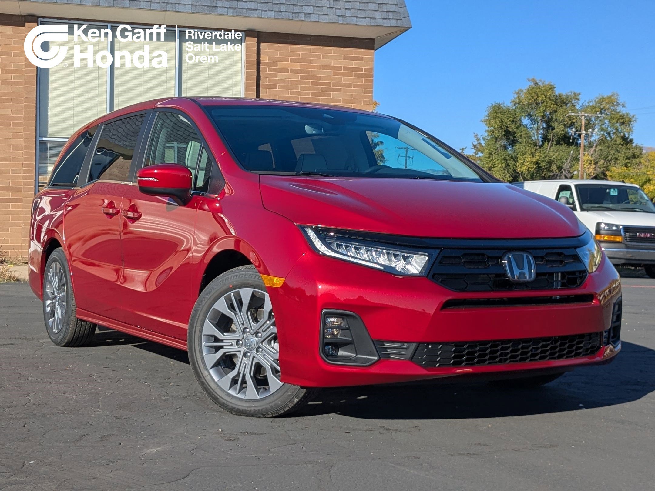 2026 Honda Odyssey Touring's photo