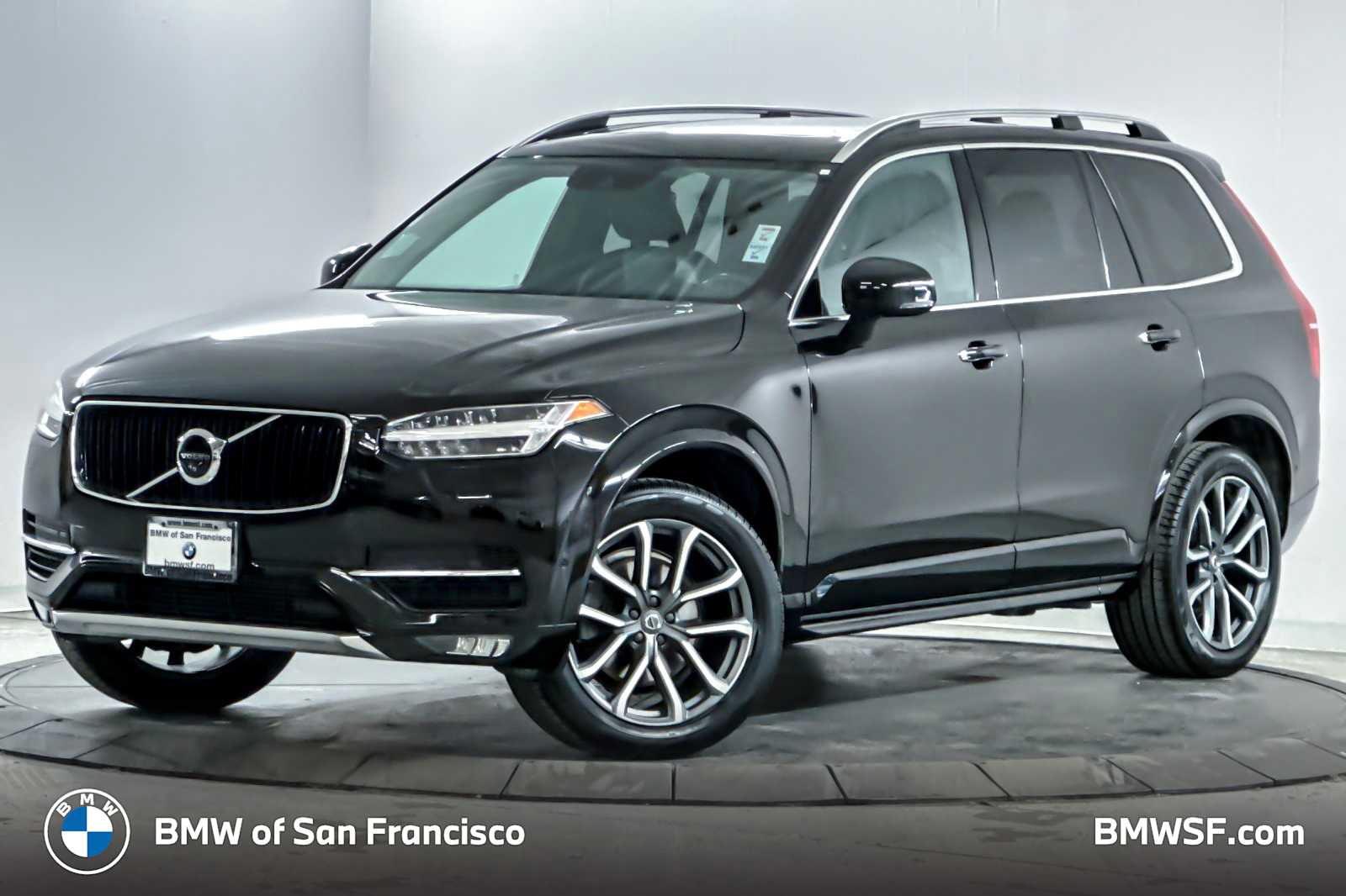 2017 Volvo XC90 Momentum's photo