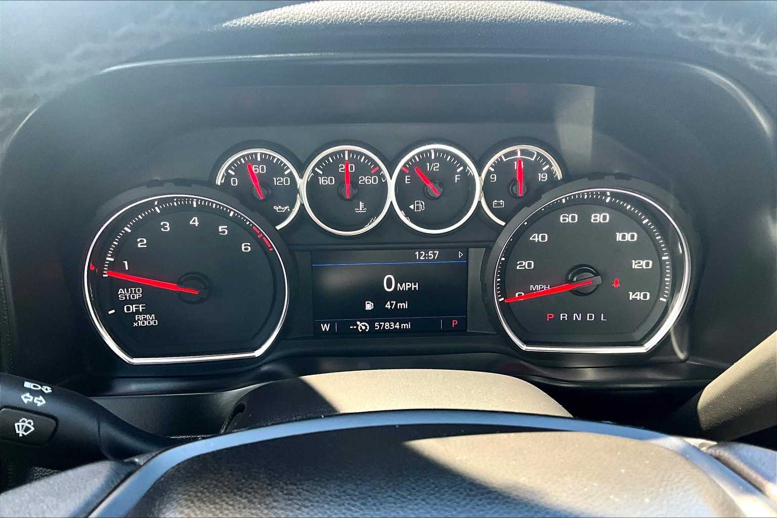 2020 Chevrolet Silverado 1500 RST photo 25