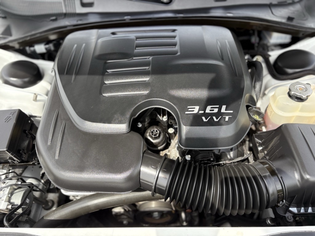 2023 Dodge Charger SXT photo 29