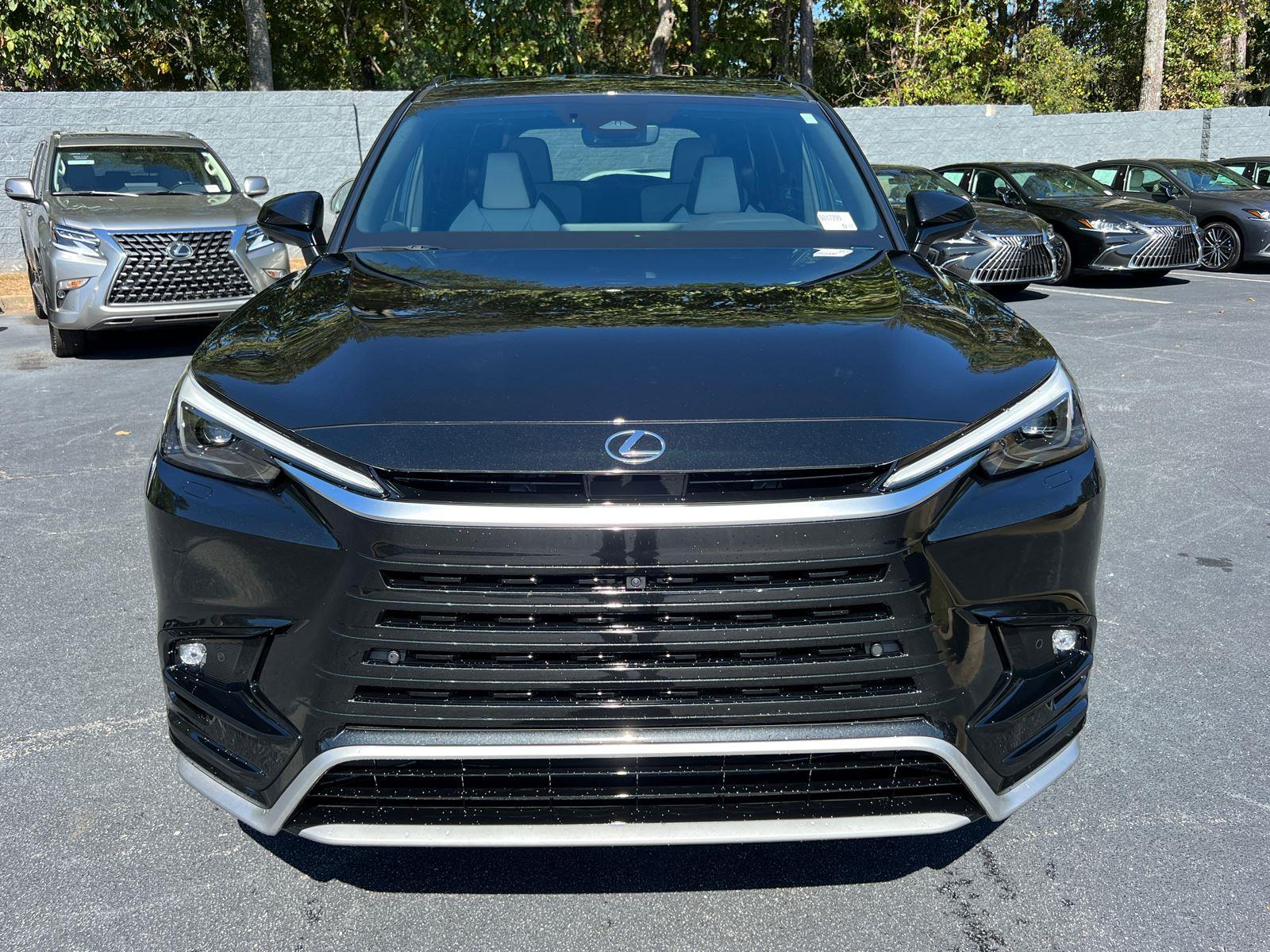 2026 Lexus TX 500h F SPORT Performance Premium photo 3
