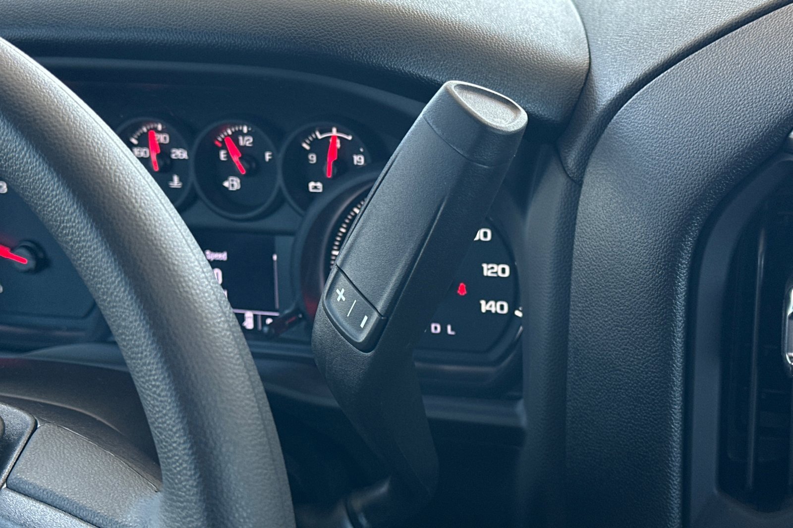 2025 Chevrolet Silverado 1500 Custom photo 20