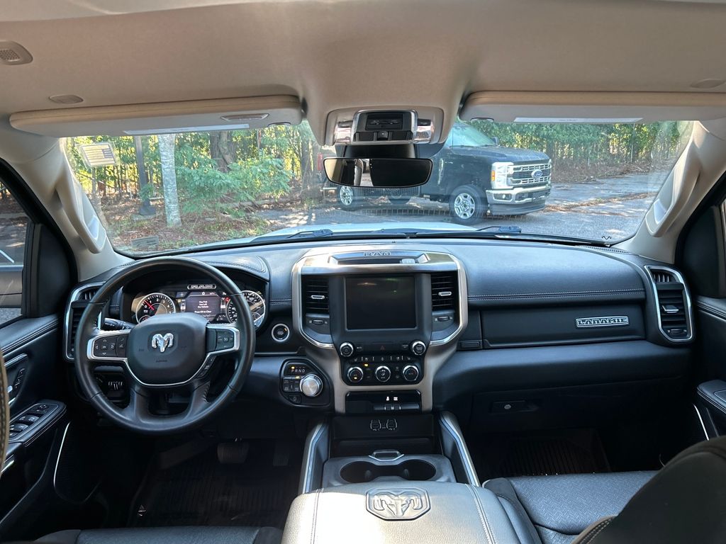 2022 Ram 1500 Laramie photo 28
