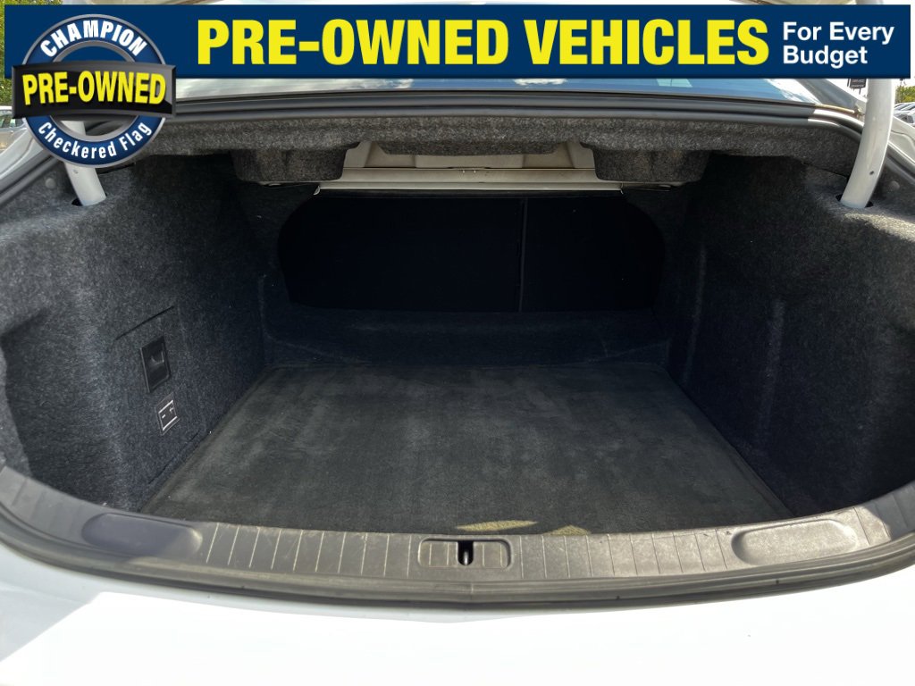 2016 Chevrolet Impala 1LT photo 21