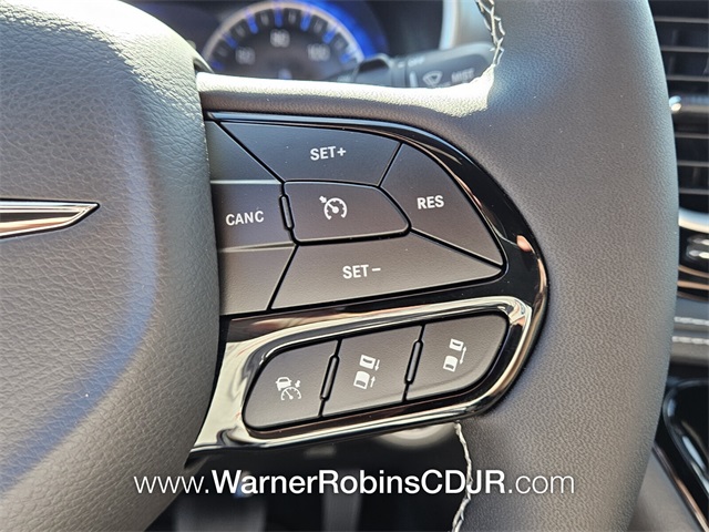 2026 Chrysler Pacifica photo 22