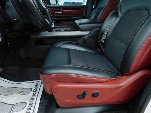 2019 Ram 1500 Rebel photo 17