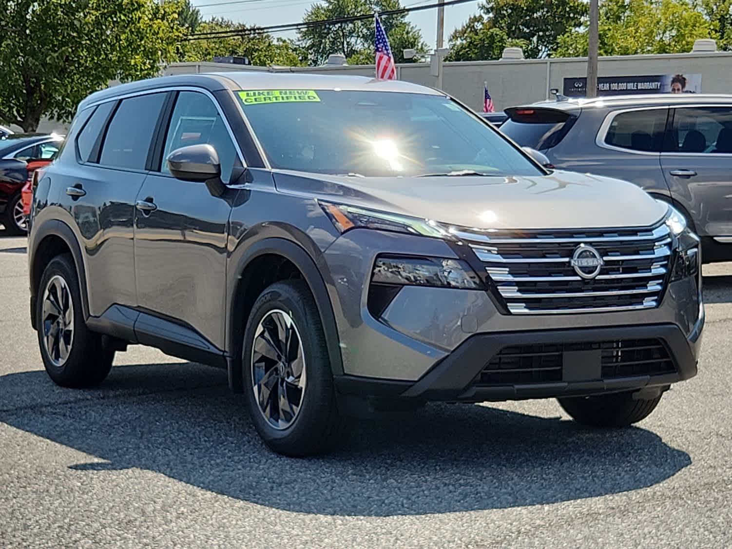 2026 Nissan Rogue SV AWD photo 2