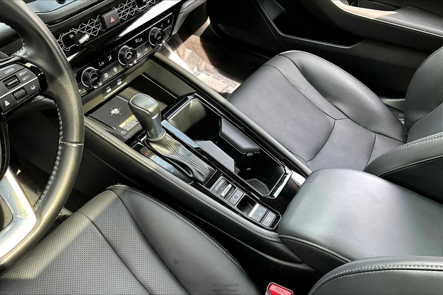 2023 Honda Accord Hybrid Touring photo 30