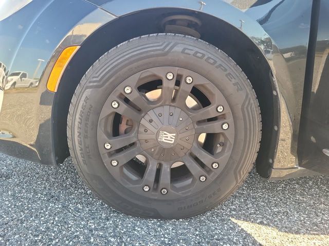 2017 Chrysler Pacifica Touring L photo 26