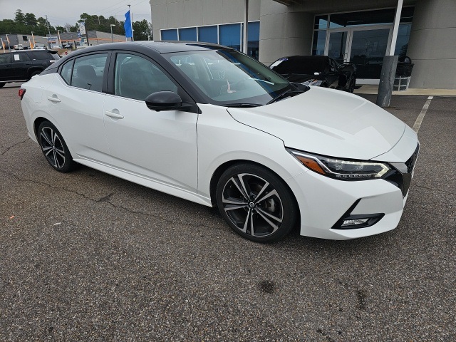 2023 Nissan Sentra SR's photo