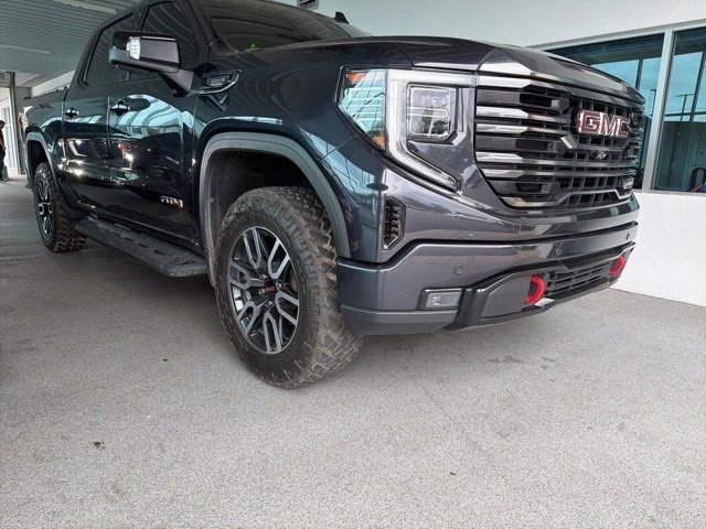 2023 GMC Sierra 1500 AT4's photo