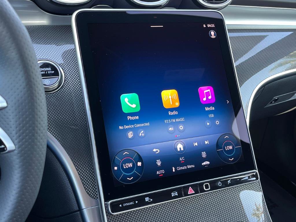 2025 Mercedes Benz C 300 photo 4