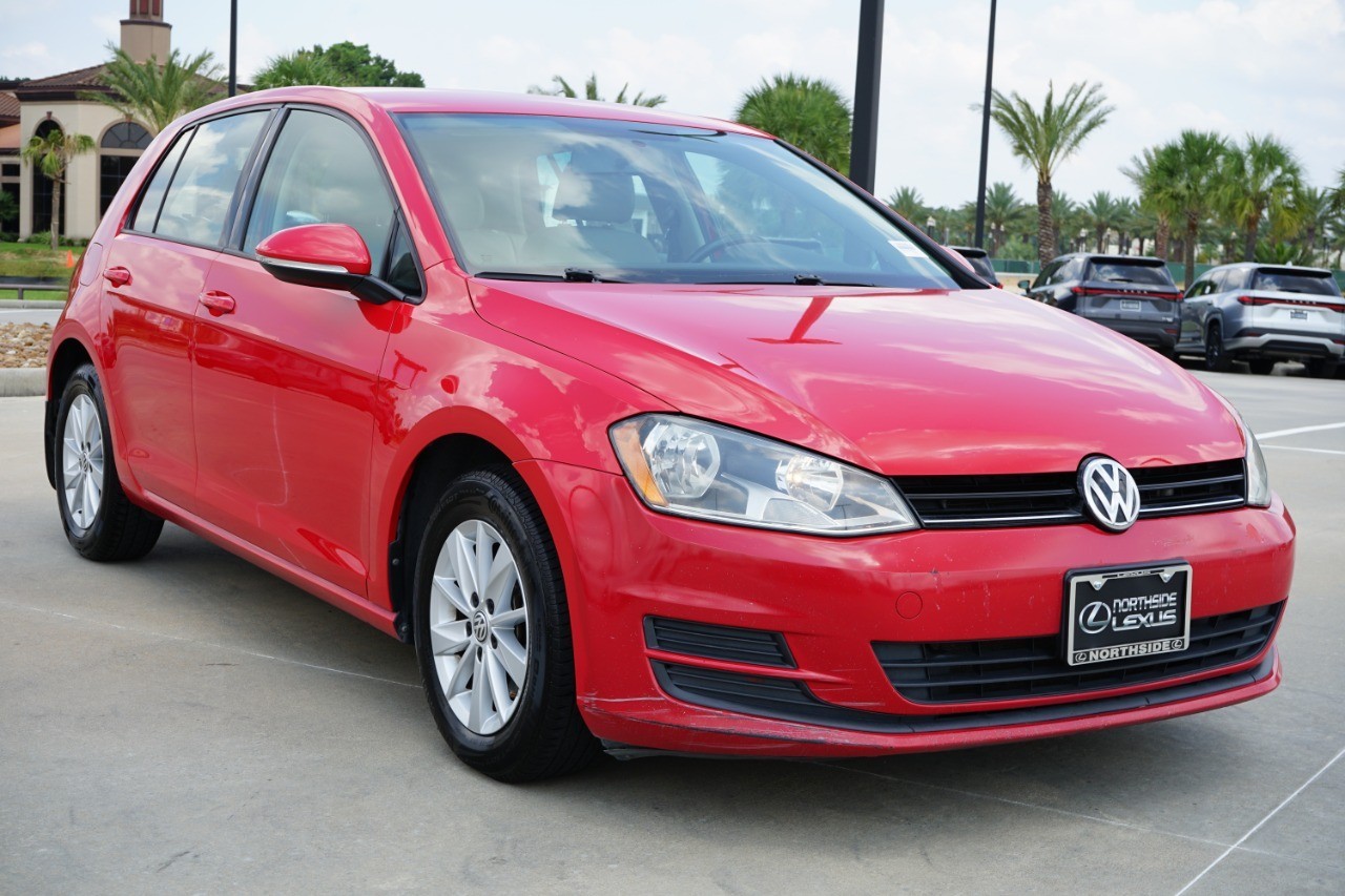 2015 Volkswagen Golf TSI S photo 3