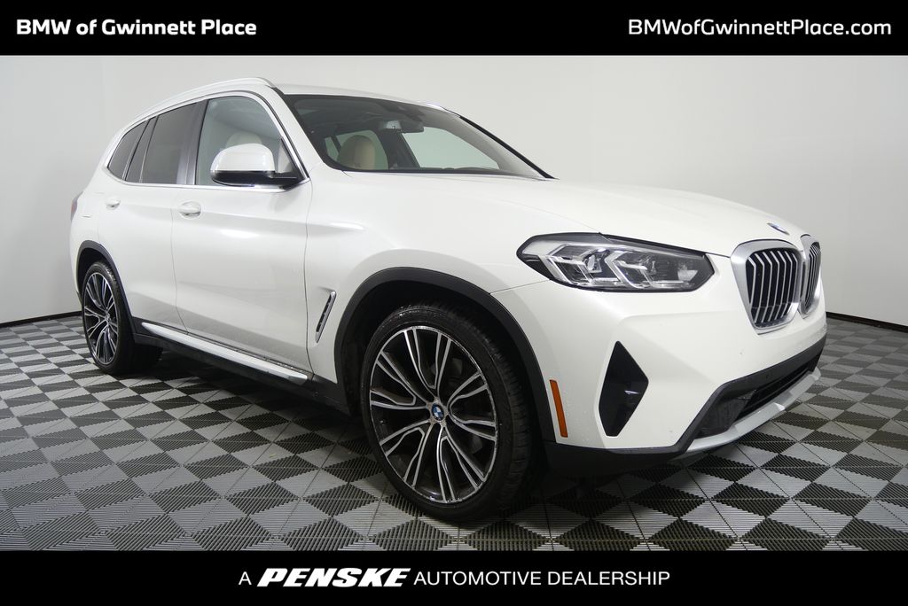 2022 BMW X3 30i's photo