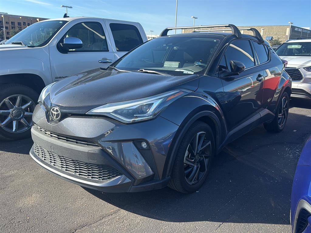 2022 Toyota C-HR Limited's photo