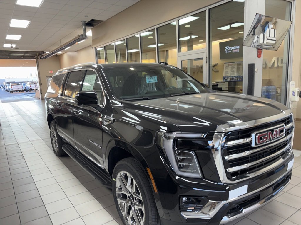 2026 GMC Yukon XL Elevation's photo