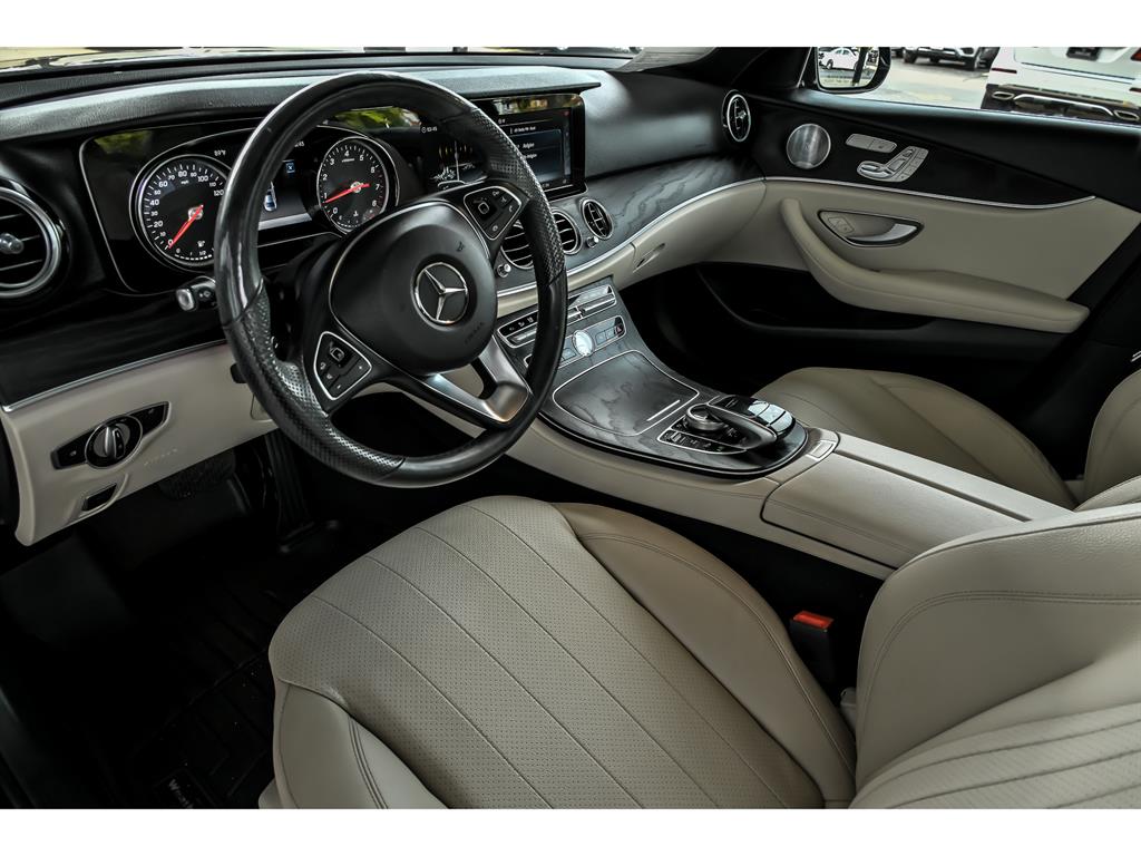 2018 Mercedes Benz E 300 4MATIC photo 10