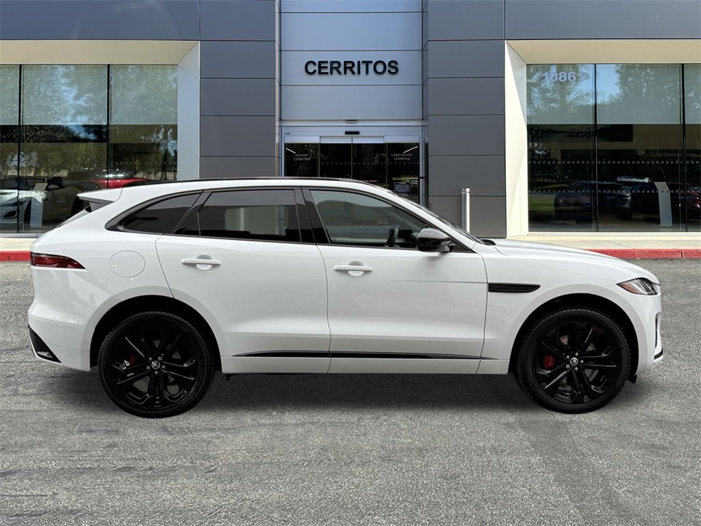 2025 Jaguar F-PACE P400 R-Dynamic S photo 4