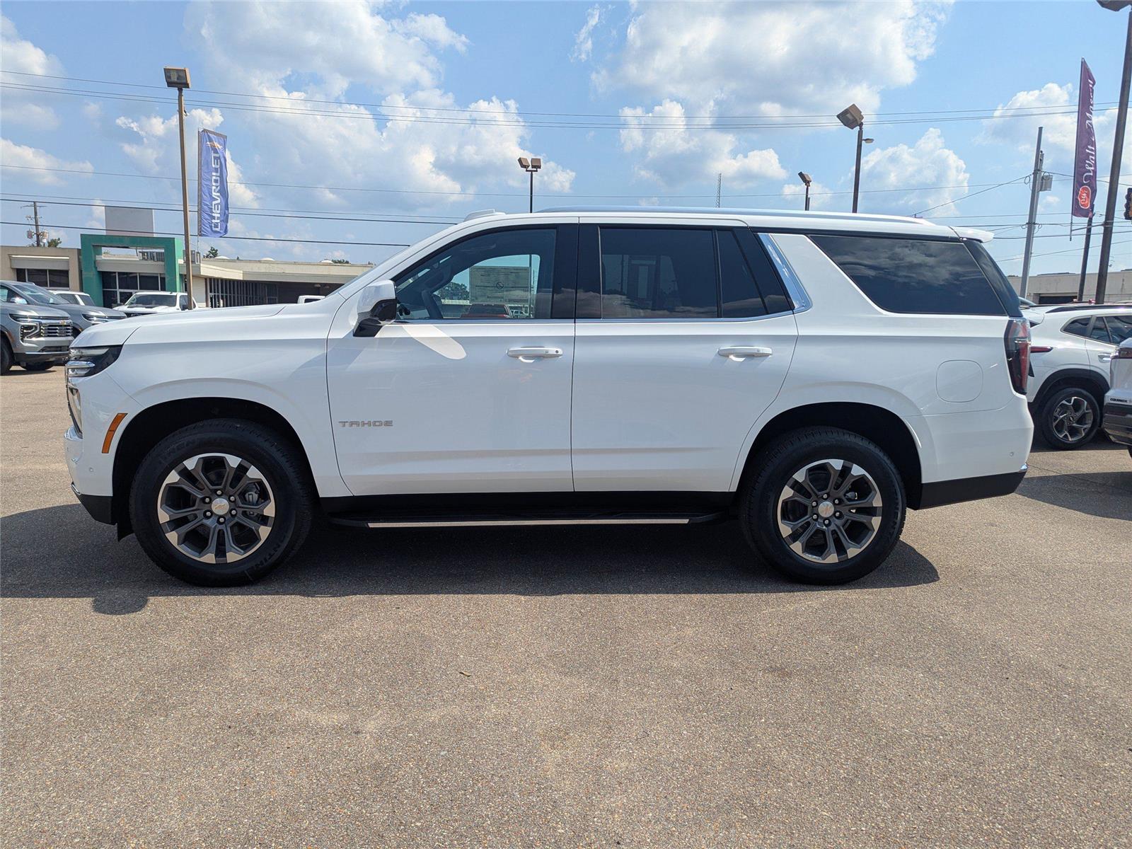 2025 Chevrolet Tahoe LS photo 6