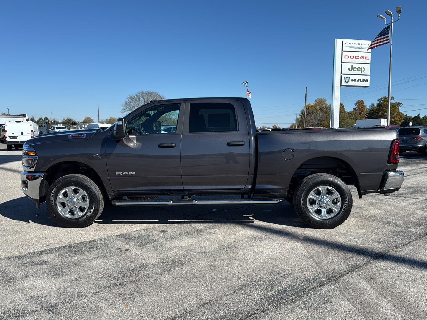 2026 Ram 2500 Big Horn photo 3