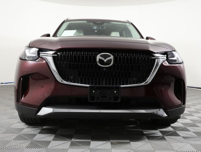 2024 Mazda CX-90 Premium Plus photo 2