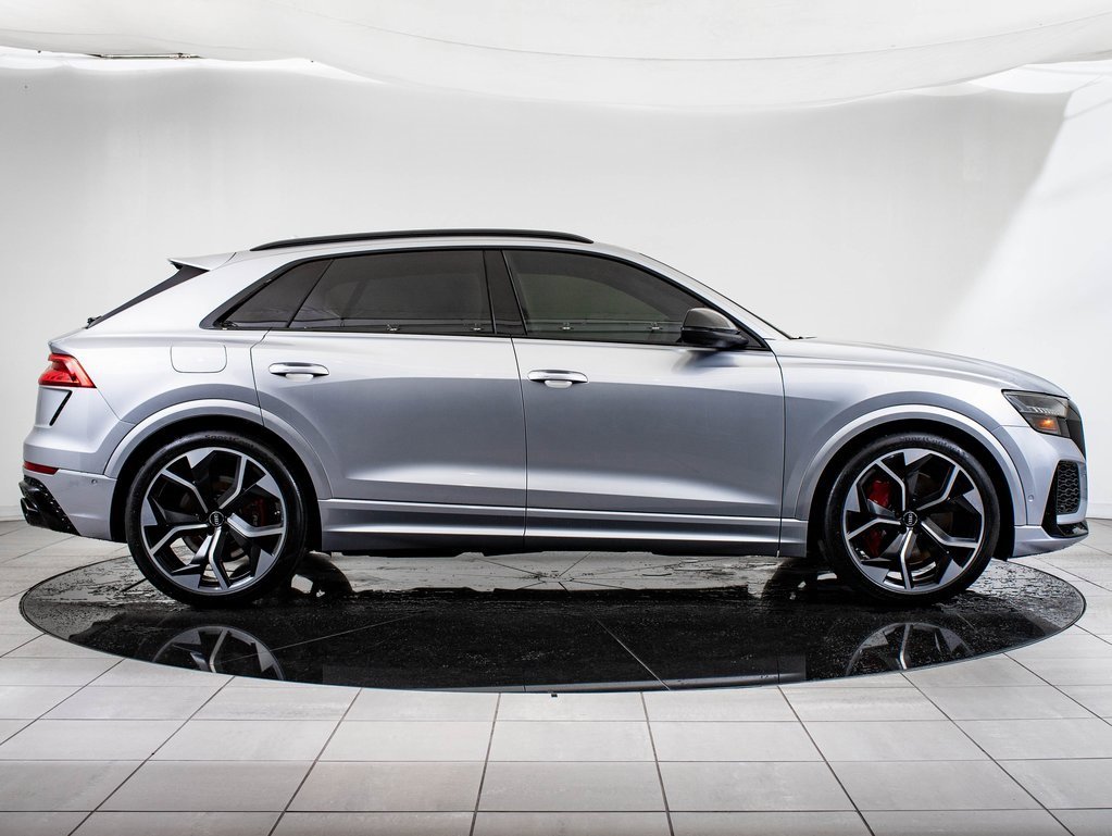 2021 Audi RS Q8 photo 10