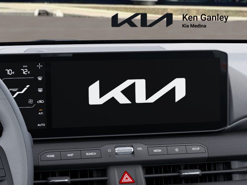 2025 Kia K4 EX photo 18